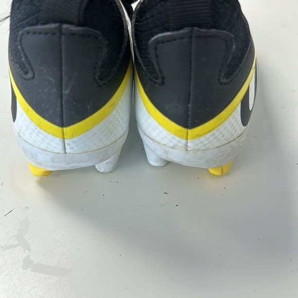 Umbro Pivot Size 12 Football Soccer Cleat Yellow - Picture 5 of 6